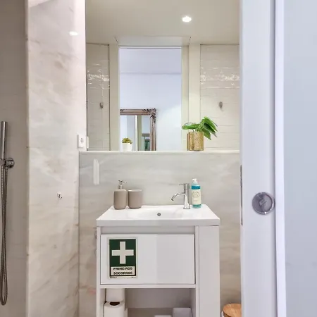 Inspiring Center 1br Apartment *